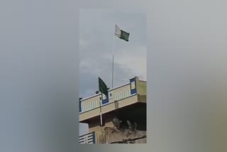 Pakistan flag Pakistan flag hoisted in Madhya Pradesh IPC Section 153A Dewas Pakistan flag hoist പാകിസ്ഥാൻ വാര്‍ത്തകള്‍ പാകിസ്ഥാൻ പതാക