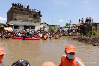 floods due to heavyr rainfall several states in India