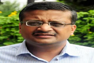 ias ashok khemka tweet on cbi working