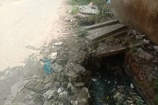 Garbage filled in drain of Jai Vihar Industrial Area