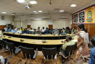 South Zone chairperson holds meeting with RWA over litter in delhi