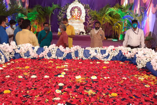 ganesh festival pune  ganesh festival 2020  corona effect on ganesh festival  गणेशोत्सव २०२०  गणेशोत्सवावर कोरोनाचा परिणाम  गणेश विसर्जन पुणे