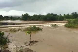 Heavy rain in somandepalli, penukonda in ananthapuram district