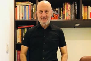 Anupam Kher wears mask