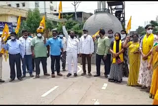 ongole tdp leaders on ysrcp