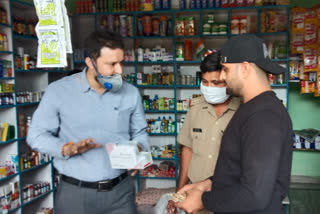 Raid on unlicensed medical store in noida