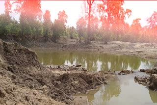 dam-costing-20-lakh-in-sewari-gram-panchayat-of-rajpur-broke-by-rain