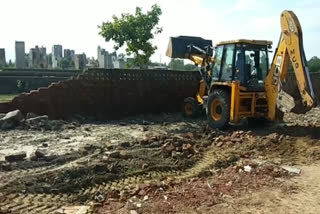 North MCD demolishes illegal construction on farm in Kadipur ward of Burari