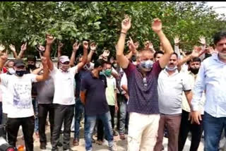 Local people and shopkeepers protest against administration after Udhampur city's entire court road was declared red zone