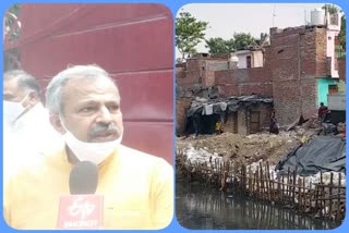 Why Kejriwal government is not allocating 50 thousand flats ready for slum people - Adesh Gupta