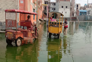 Waterlogging in Mubarakpur school of Kirari