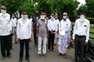 liquor shop in dungarpur,  Protest againest liquor shop