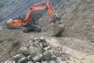 Landslide on Kalsi-Chakrata motorway