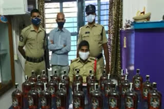 Karnataka liquor seized in pulivendula