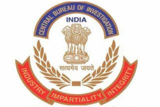 cbi arrested two officer including bank manager