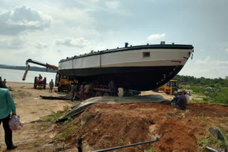 new-boat-into-nagarjuna-sagar-reservoir-available-soon