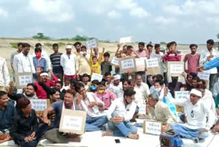 The farmers agitated in seopur