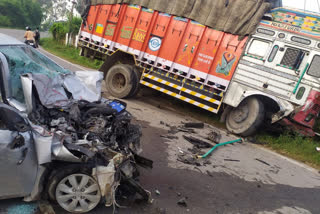 road accident in Nalaghar three people  injured