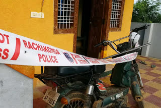 Theft in a farmer's house .. Gold and silver theft