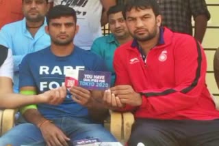 Boxer Manish Kaushik gives credit for his success to his coach manjeet