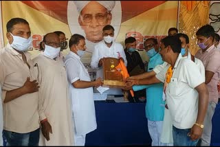 Union Minister Prahlada Singh Patel honored teachers
