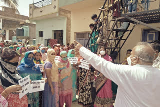 situ agitation on behalf of CPI (M) demanding abolition of sanitation cess