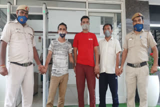 shastri park police arrested snatchers