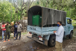 bear on prowl in kangan, several injured