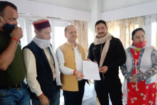 Home Guard Union  submitted memorandum to Chairman of Chamba Marketing