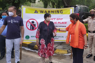 NDMC runs anti-spitting, mask awareness drive at nehru park in Chanakyapuri