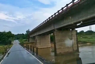 incomplete bridge over sanjay river in Seraikela