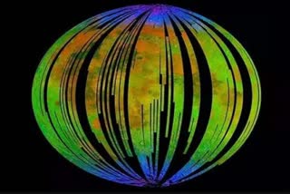 Moon, Moon may be rusting along poles