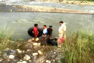 Dead body found after 48 hours on river bank near paonta sahib
