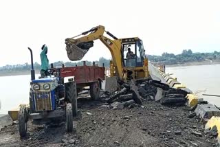 Narmada Bridge at Barwah in Khargone