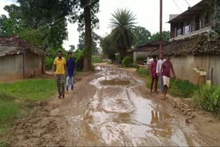 Rajpur to Karra Road gets deteriorated