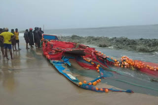 alappuzha sea attack  alappuzha sea  alappuzha coastal areas  ആലപ്പുഴ കടല്‍ക്ഷോഭം  ആലപ്പുഴ കടല്‍  കടലാക്രമണം