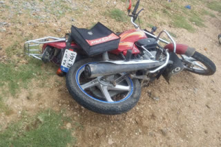 bike and car accident in bellary