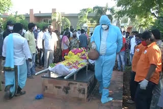 Actor Jayaprakash's funeral is complete in guntur