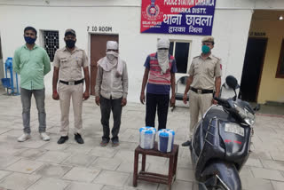 Delhi police arrested 2 drug smuggler in Chhawla