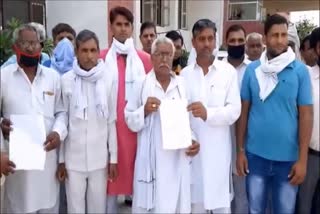 Panchayat representatives in Palwal accused officials of corruption