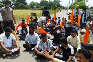 ABVP activists protest against their demands, lock college gate