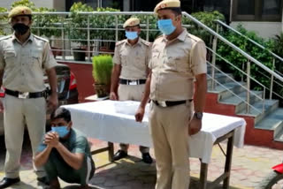 north delhi police team arrested accused involved in six criminal cases