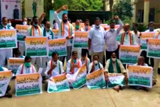 pcc kisan cell dharna in hyderabad for justice to farmers