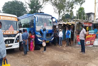 bus-operators-suffer-loss-due-to-non-arrival-of-passengers