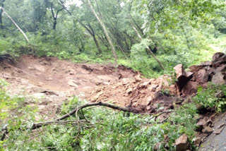 landslide in muthodi forest zone from heavy rain