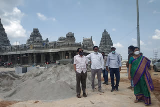 Vice Chairman of Yada who inspected the yadadri main temple works