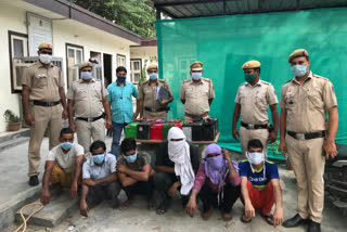 sagarpur car battery thieves arrest