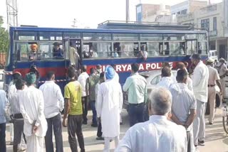 traders and workers protest in sirsa