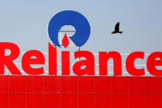 Reliance said to offer 40% stake in retail unit to Amazon for USD 20 bn