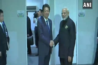 PM Modi speaks to Shinzo Abe  reviews status of India  Japan ongoing cooperation  പ്രധാനമന്ത്രി മോദി ജപ്പാനീസ് പ്രധാനമന്ത്രിയുമായി ടെലിഫോൺ സംഭാഷണം നടത്തി  പ്രധാനമന്ത്രി മോദി  ഷിൻസോ അബെ